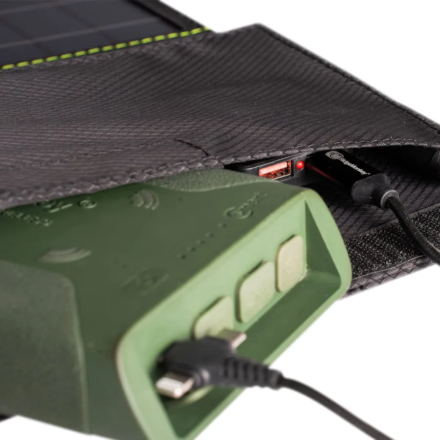 RidgeMonkey Vault QC3.0 USB-A 21W Solar Panel - Image 4