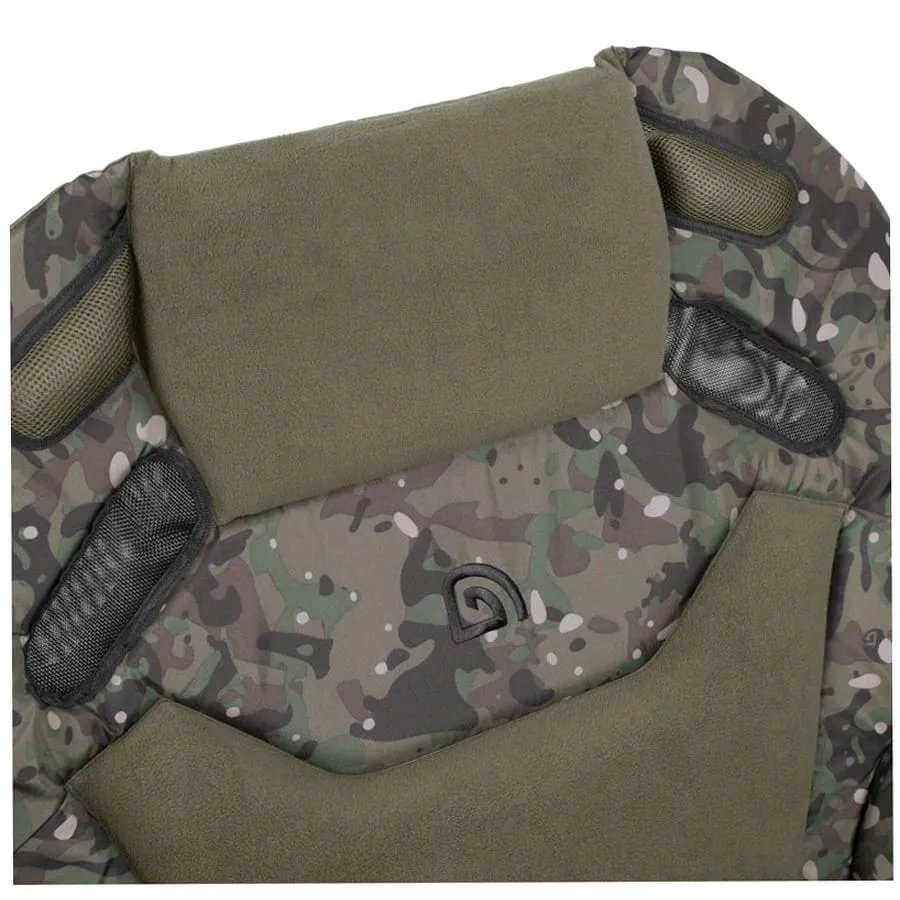 Trakker Levelite Camo Colossus Chair - Image 4